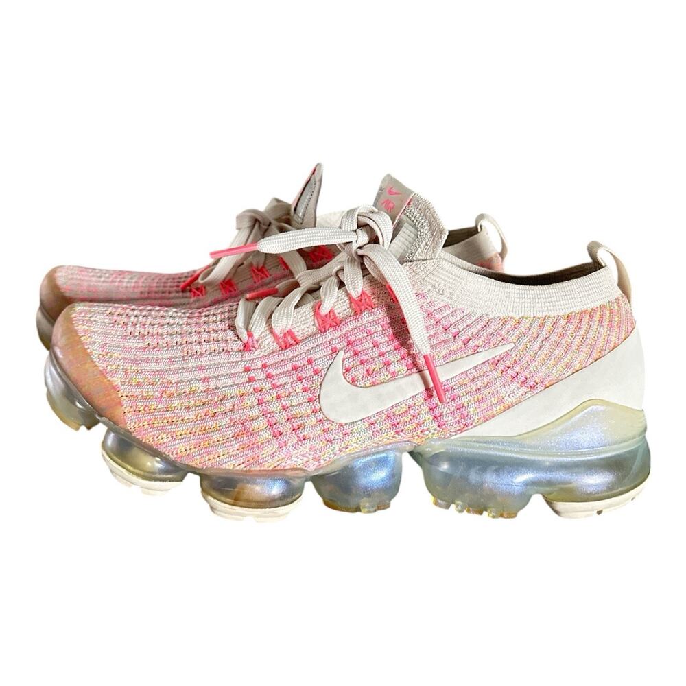 Nike Wmns Air VaporMax Flyknit 3 in the "Sunset Pulse AJ6910-008) Size 10